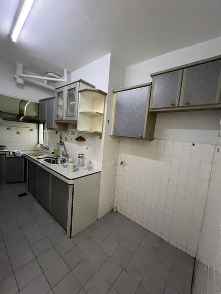Pangsapuri untuk Disewa di Gladden Court - Johnson Lee - PropertyGuru.com.my