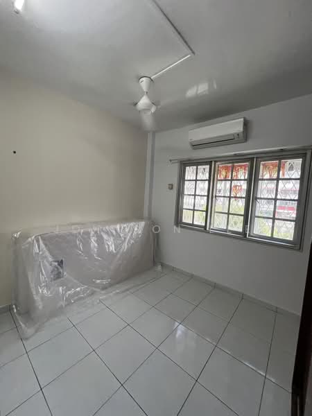 Pangsapuri untuk Disewa di Gladden Court - Johnson Lee - PropertyGuru.com.my