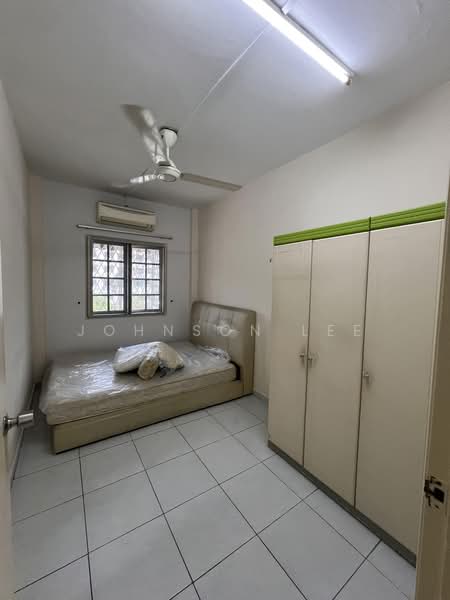 Pangsapuri untuk Disewa di Gladden Court - Johnson Lee - PropertyGuru.com.my
