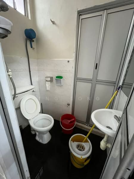 2-storey Terraced House for Sale in Taman Bukit Cheng (Cheng) - King Song - PropertyGuru.com.my