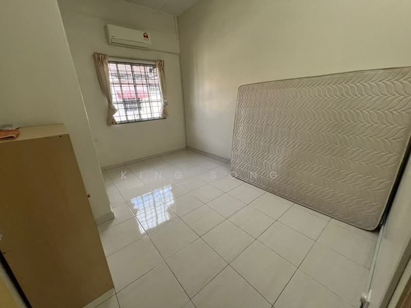2-storey Terraced House for Sale in Taman Bukit Cheng (Cheng) - King Song - PropertyGuru.com.my