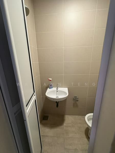 Condominium for Rent at Sky Condominium (Skyz Residence) - Wai Ann Teng - Bathroom - PropertyGuru.com.my