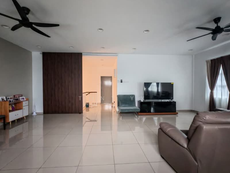 Rumah Berkembar untuk Disewa di Mahkota Cheras (Cheras) - Tony YY - Living Room - PropertyGuru.com.my