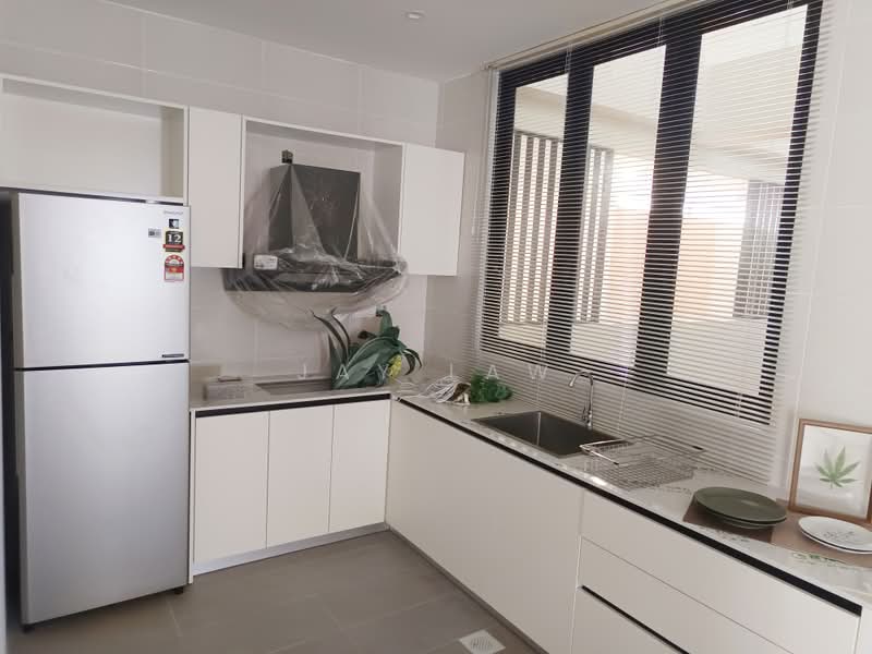 Pangsapuri untuk Dijual di RSS Residence - Jay Law - Kitchen - PropertyGuru.com.my