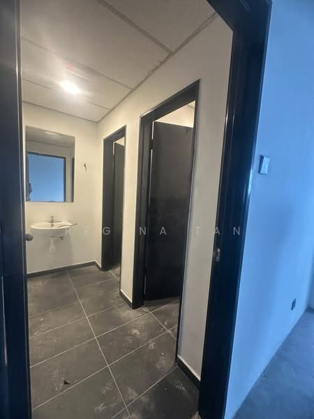 Office for Rent in Mont Kiara (Kuala Lumpur) - Regina Tan - Bathroom - PropertyGuru.com.my