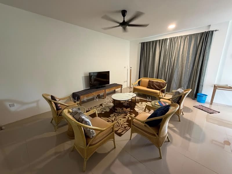 2-storey Terraced House for Rent in Kuching (Sarawak) - Jeno Tan - Living Room - PropertyGuru.com.my