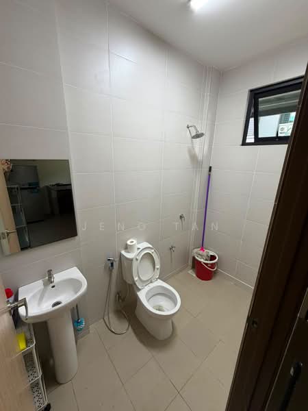 2-storey Terraced House for Rent in Kuching (Sarawak) - Jeno Tan - Bathroom - PropertyGuru.com.my