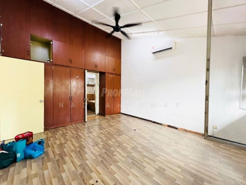 2-storey Terraced House for Sale in Taman Tun Dr Ismail (Kuala Lumpur) - Nadrah Omar - Bedroom - PropertyGuru.com.my