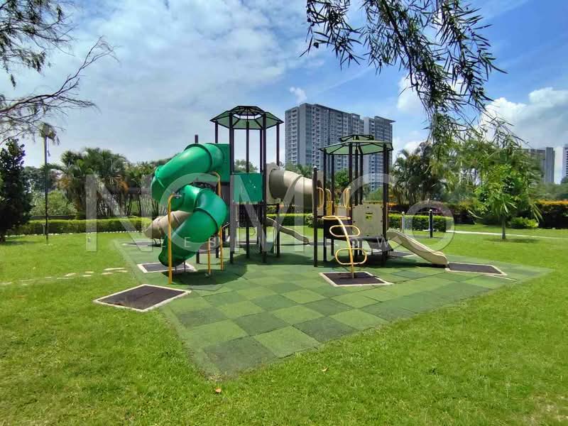 Service Residence for Sale at D'Inspire Residence (Inspira Bestari) - Leslie Low - Exterior - PropertyGuru.com.my