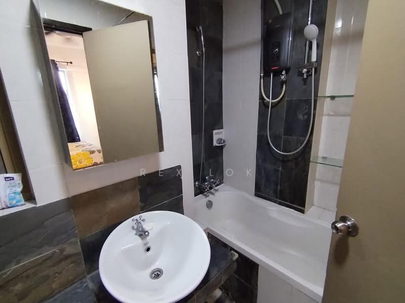 Service Residence for Rent at Ritze Perdana 1 - Rex Lok - Bathroom - PropertyGuru.com.my