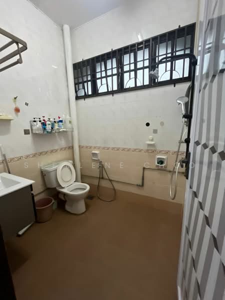 Rumah Berkembar untuk Disewa di Ayer Itam (Penang) - Sherlene Choo - Bathroom - PropertyGuru.com.my
