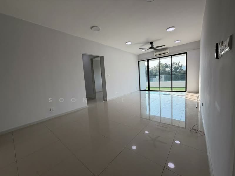 Kondominium untuk Dijual di Paragon 3 - Soon Jie Chua - Living Room - PropertyGuru.com.my