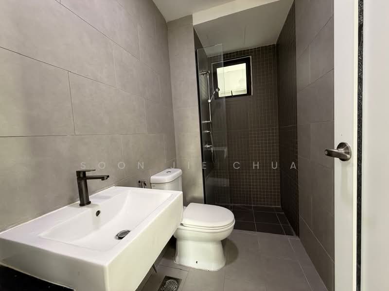 Kondominium untuk Dijual di Paragon 3 - Soon Jie Chua - Bathroom - PropertyGuru.com.my