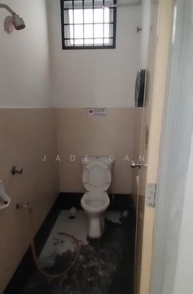 Shop / Office for Rent in Skudai (Johor) - Jade Gan - Bathroom - PropertyGuru.com.my