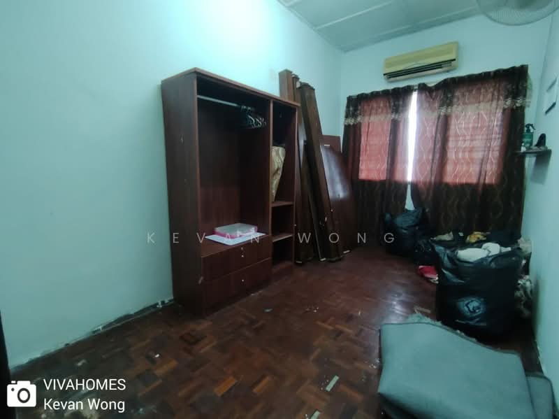 2-storey Terraced House for Sale in Taman Sri Gombak (Gombak) - Kevan Wong - Bedroom - PropertyGuru.com.my
