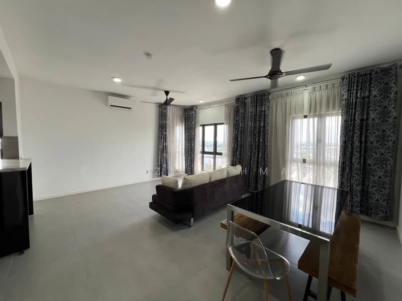 Service Residence for Rent at Aurora Subang Jaya - Edmizi Othman - Living Room - PropertyGuru.com.my
