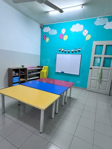 Rumah Berkembar untuk Dijual di Klebang (Melaka) - Mary Low - Study - PropertyGuru.com.my
