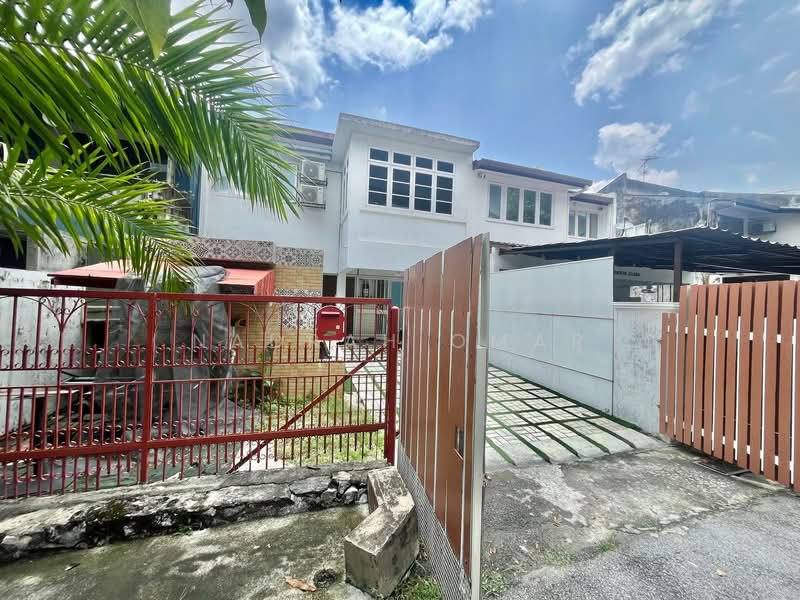 2-storey Terraced House for Sale in Taman Tun Dr Ismail (Kuala Lumpur) - Nadrah Omar - Exterior - PropertyGuru.com.my