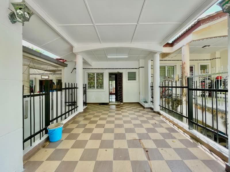 3-storey Terraced House for Sale in Taman Selayang Mulia (Selayang) - Mohd Nazri Roslan - PropertyGuru.com.my