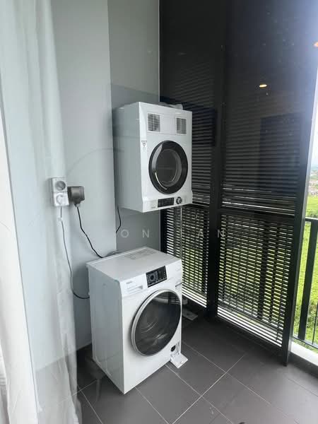Servis Apartment untuk Disewa di The Podium - Leon Tan - Balcony - PropertyGuru.com.my