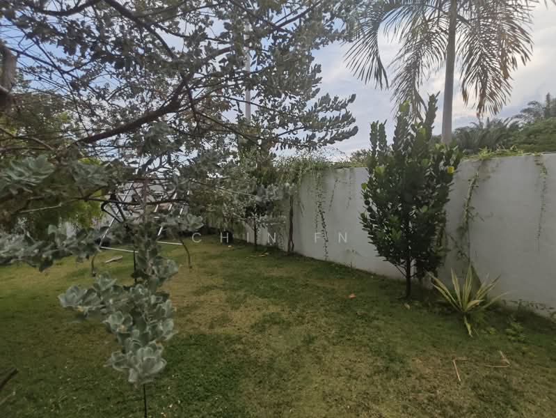 2-storey Terraced House for Sale in Alor Gajah (Melaka) - CHIN FN - Garden - PropertyGuru.com.my