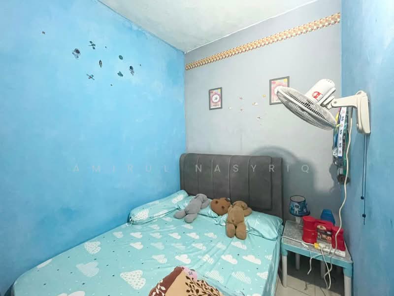 1-storey Terraced House for Sale in Klang (Selangor) - Amirul Nasyriq - Bedroom - PropertyGuru.com.my