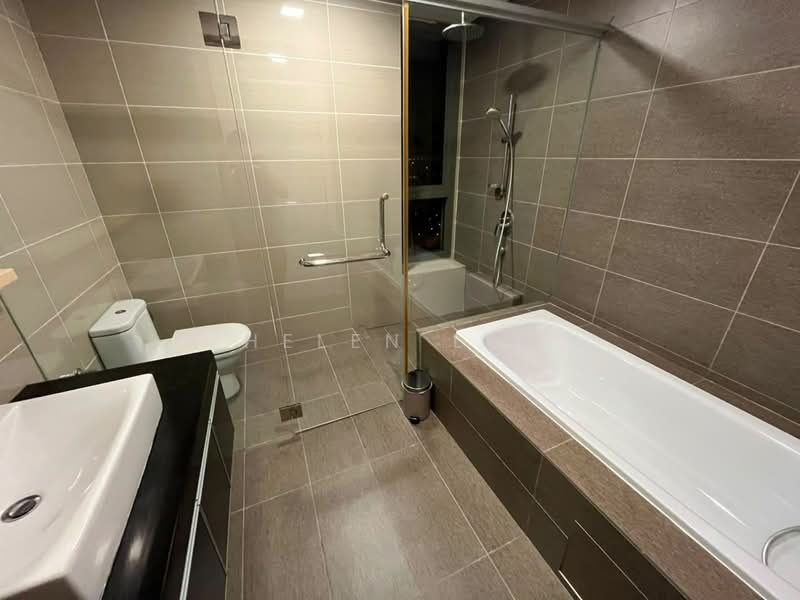 Kondominium untuk Disewa di Iskandar Residences - Helen Lee - Bathroom - PropertyGuru.com.my