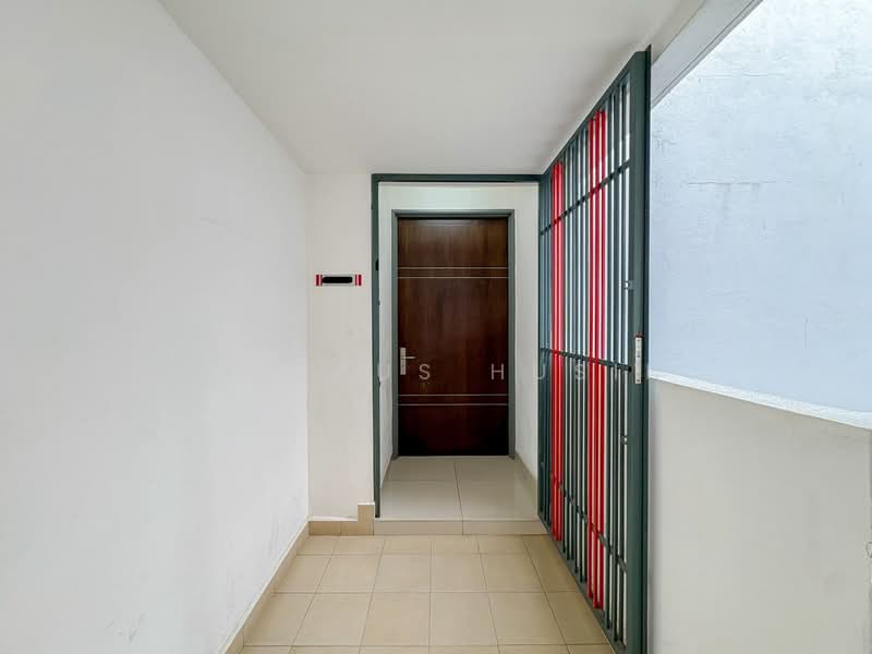 Kondominium untuk Dijual di Koi Prima Condominium - Firdaus Husin - Entrance - PropertyGuru.com.my
