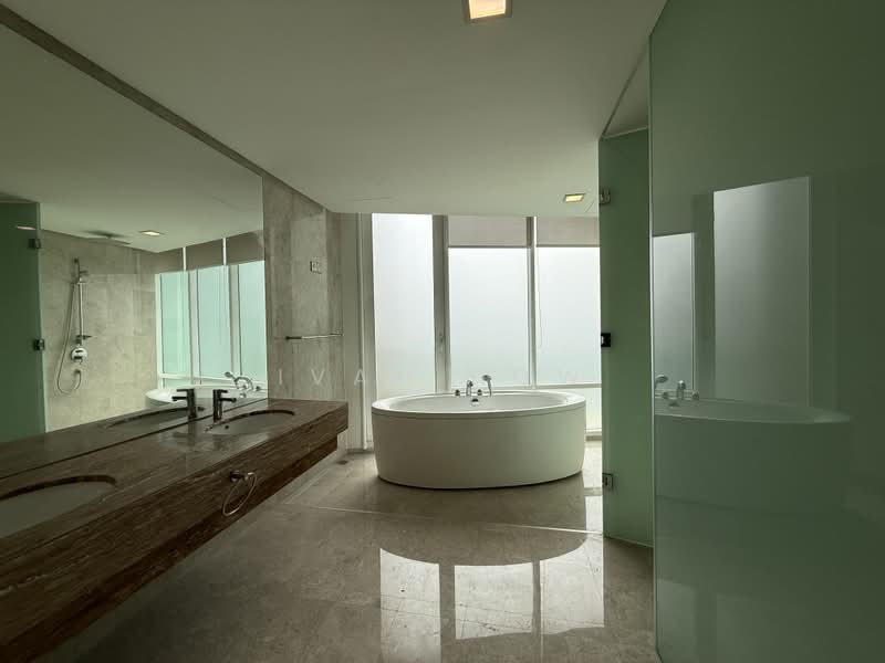 Kediaman Servis untuk Dijual di The Oval - Ivan How - PropertyGuru.com.my