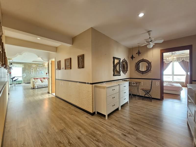 Condominium for Sale at Central Park condominium - May Chiam Khooi Bee - Living Room - PropertyGuru.com.my