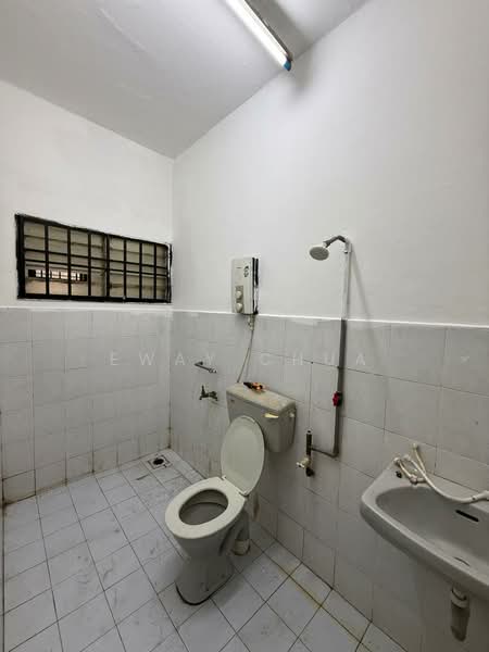 Rumah Teres 2 Tingkat untuk Disewa di Bandar Selesa Jaya (Skudai) - Eway Chua - Bathroom - PropertyGuru.com.my