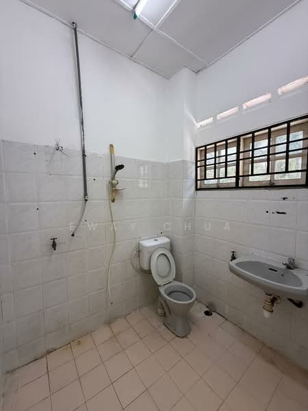 Rumah Teres 2 Tingkat untuk Disewa di Bandar Selesa Jaya (Skudai) - Eway Chua - Bathroom - PropertyGuru.com.my