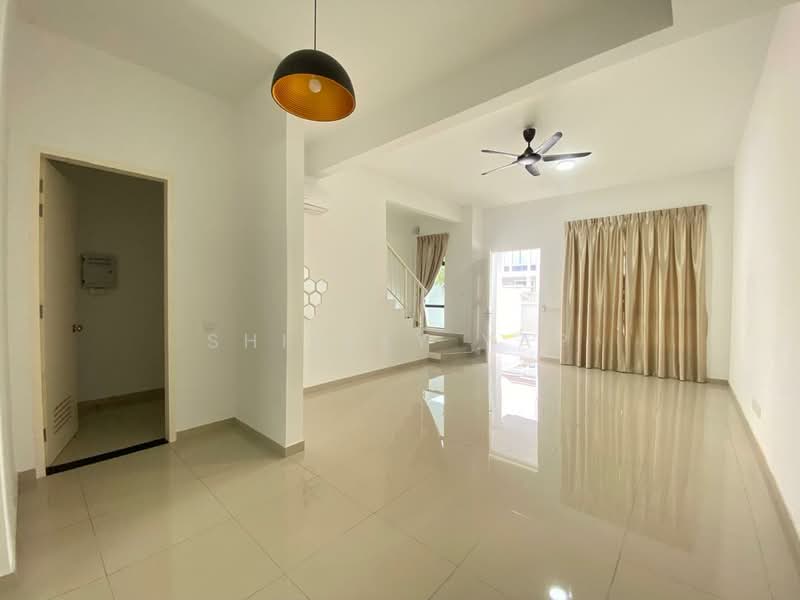 2-storey Terraced House for Sale in Kota Masai (Pasir Gudang) - Shirley Yap - Living Room - PropertyGuru.com.my