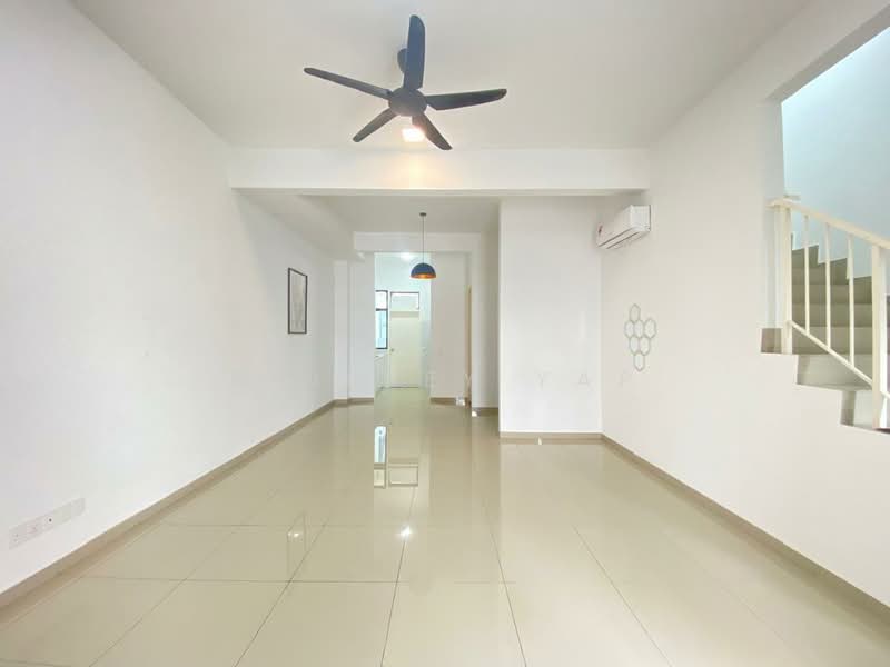 2-storey Terraced House for Sale in Kota Masai (Pasir Gudang) - Shirley Yap - Living Room - PropertyGuru.com.my