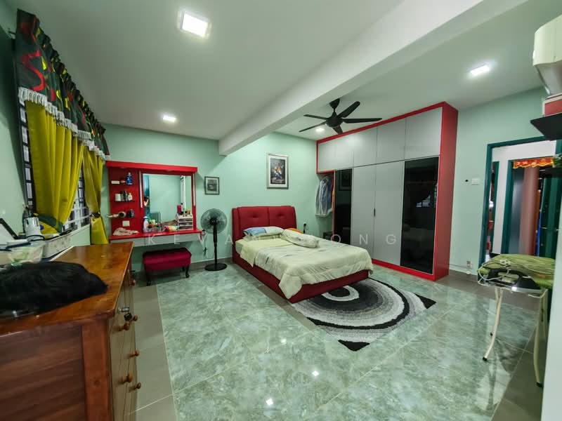 Rumah Teres 2 Tingkat untuk Dijual di Batu Caves (Selangor) - Kevan Wong - Bedroom - PropertyGuru.com.my