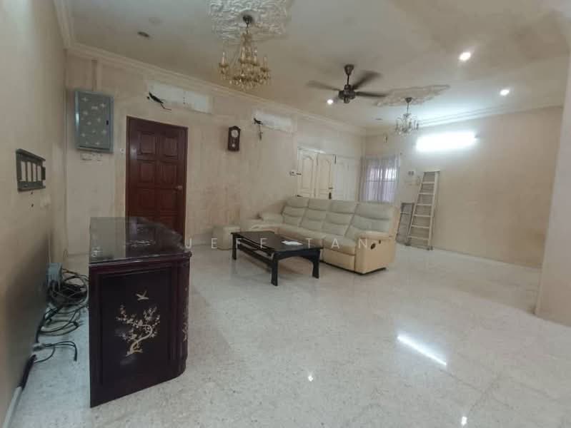 Cluster House for Sale in Ipoh Garden (Ipoh) - Jeff Tan - Living Room - PropertyGuru.com.my