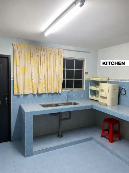 Rumah Teres untuk Dijual di Batu Caves (Selangor) - Amirul Nasyriq - Kitchen - PropertyGuru.com.my