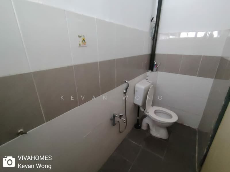 Rumah Teres 2 Tingkat untuk Dijual di Batu Caves (Selangor) - Kevan Wong - Bathroom - PropertyGuru.com.my