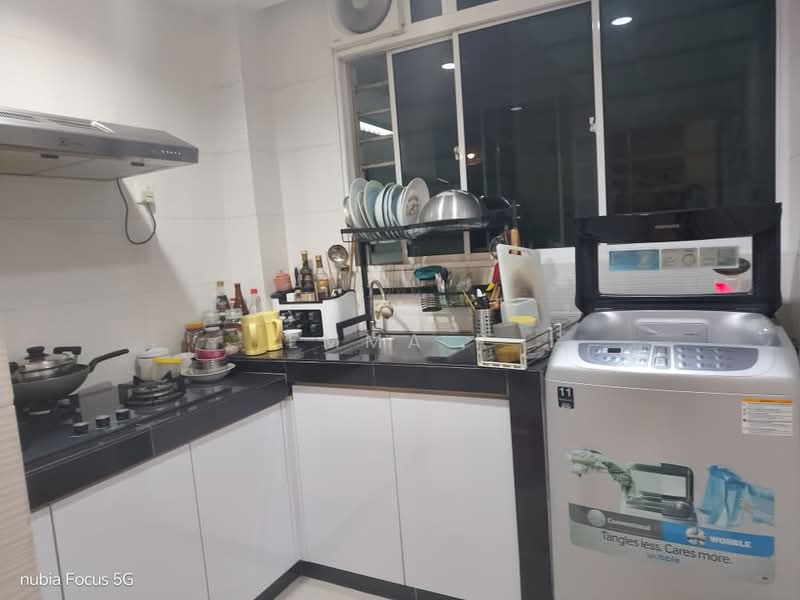Rumah Teres untuk Disewa di Sentul (Selangor) - Emma R - Kitchen - PropertyGuru.com.my