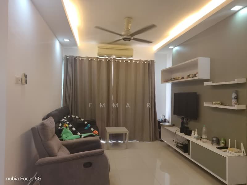 Rumah Teres untuk Disewa di Sentul (Selangor) - Emma R - Living Room - PropertyGuru.com.my