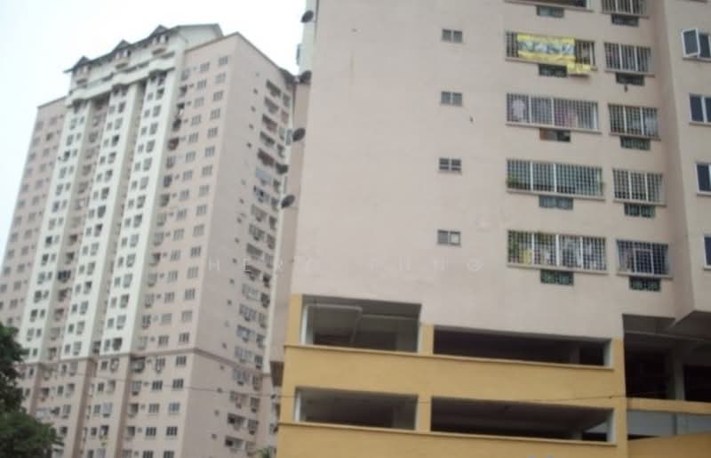 Kondominium untuk Dijual di Pelangi Indah Condominium - Hero Tung - Exterior - PropertyGuru.com.my
