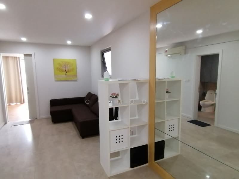 Service Residence for Sale at Bintang Fairlane Residences - CY Moo - Living Room - PropertyGuru.com.my