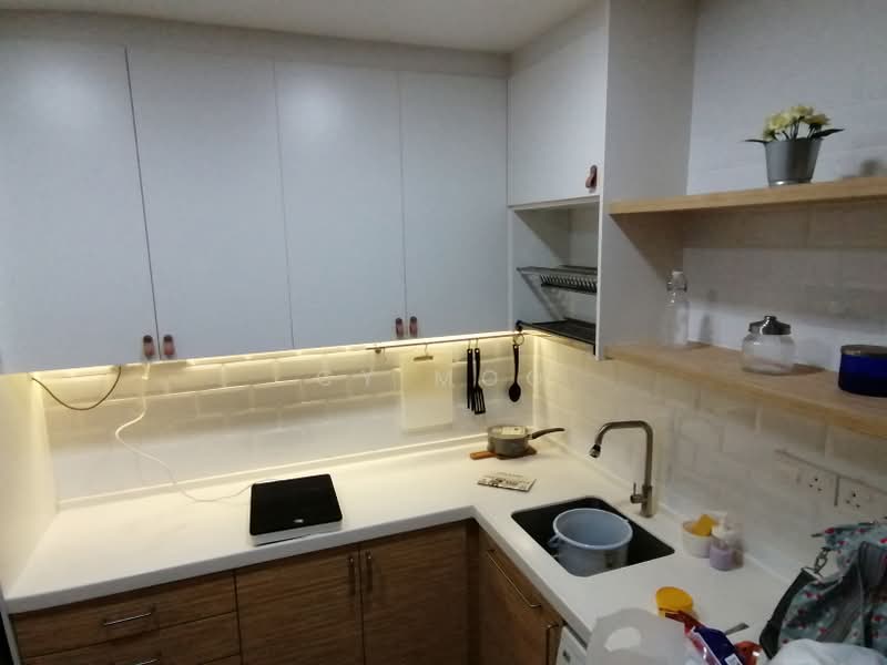 Service Residence for Sale at Bintang Fairlane Residences - CY Moo - Kitchen - PropertyGuru.com.my
