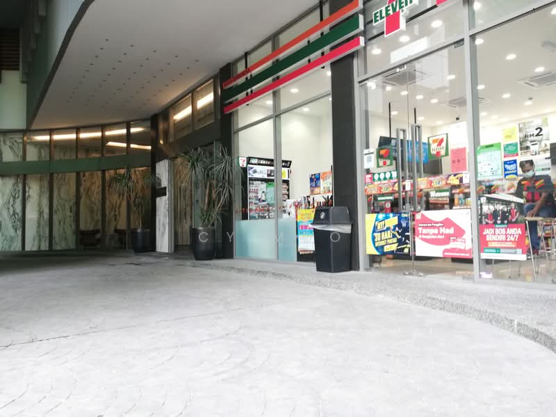 Service Residence for Sale at Bintang Fairlane Residences - CY Moo - PropertyGuru.com.my