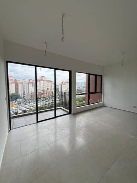 Kondominium untuk Dijual di EdgeWood Residences @ SkySanctuary - Penny Loh - Balcony - PropertyGuru.com.my