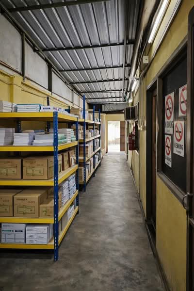 Kedai untuk Dijual di Jalan Pudu (KL City Centre) - Dan Lo - Corridor - PropertyGuru.com.my