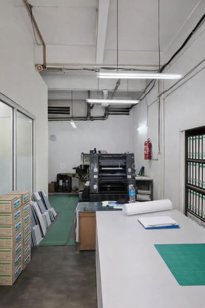 Kedai untuk Dijual di Jalan Pudu (KL City Centre) - Dan Lo - Interior - PropertyGuru.com.my