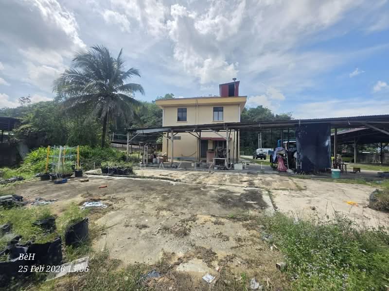Tanah Komersial untuk Dijual di Penjom (Pahang) - Nik Hazizullah - PropertyGuru.com.my