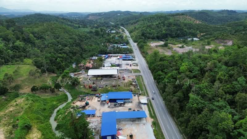 Tanah Komersial untuk Dijual di Penjom (Pahang) - Nik Hazizullah - PropertyGuru.com.my