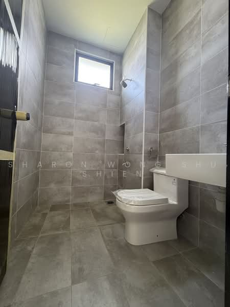 Cluster House for Sale in Skudai (Johor) - Sharon Wong Shu Shien - Bathroom - PropertyGuru.com.my